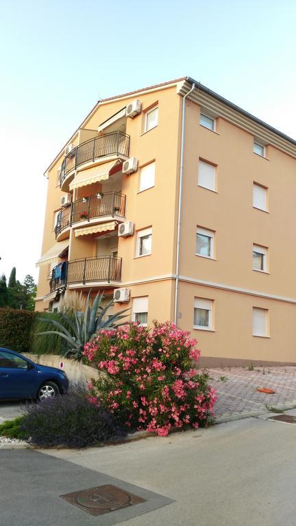 Apartment Pula Relax 外观 照片